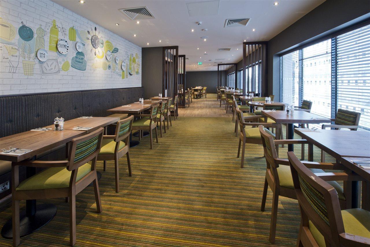 Premier Inn London Chiswick Eksteriør billede
